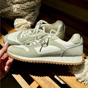 Steve Madden sneakers 6.5